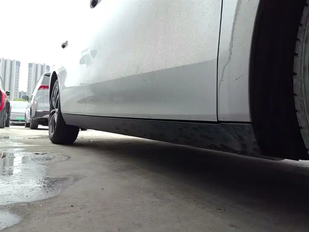 Roewe D7 2025 2025 DMH 125km World Champion Edition