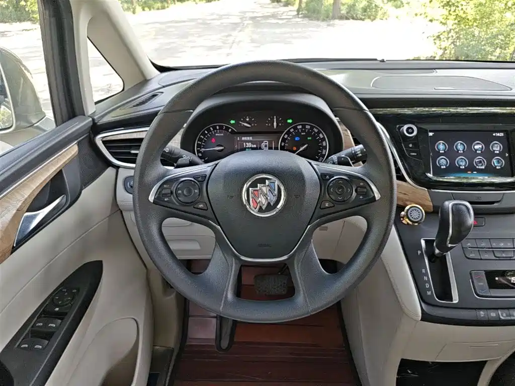 Buick GL8 2017 ES 28T Comfort Type China V фото 11