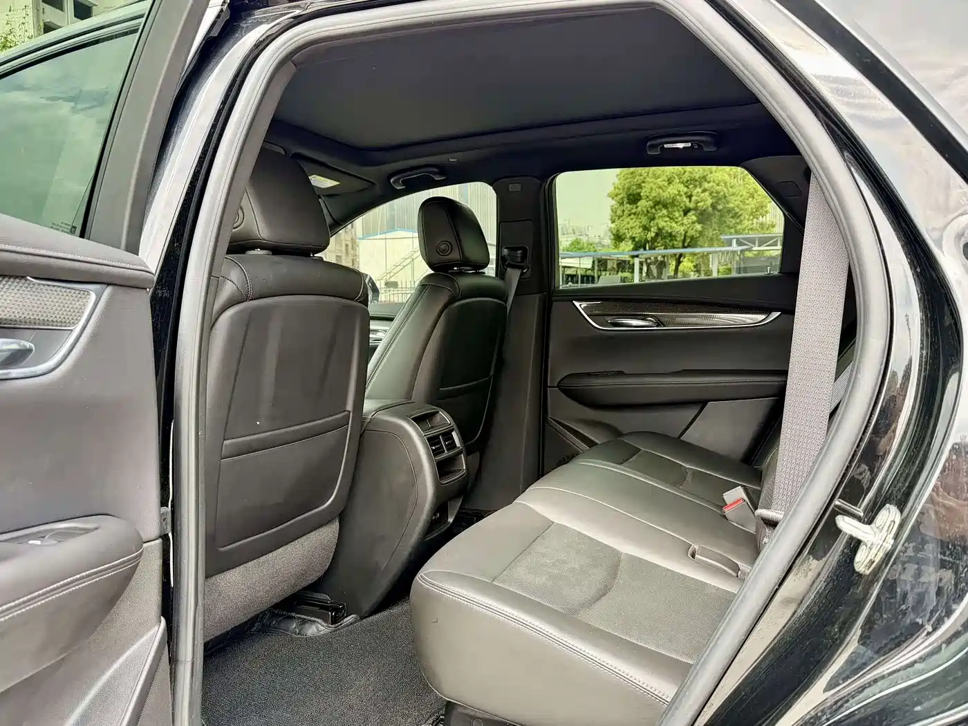 Фото 12 - Cadillac XT5