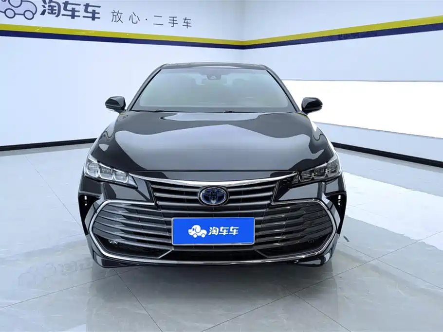 Toyota Avalon 2019 Hybrid 2.5L Luxury Edition China VI фото 2