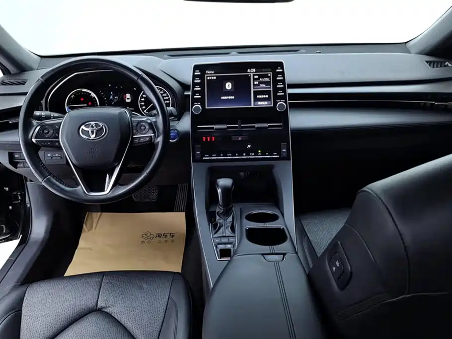 Toyota Avalon 2019 Hybrid 2.5L Luxury Edition China VI фото 12