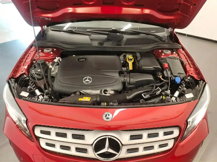 Mercedes-Benz GLA 2018 GLA 200 Dynamic фото 10