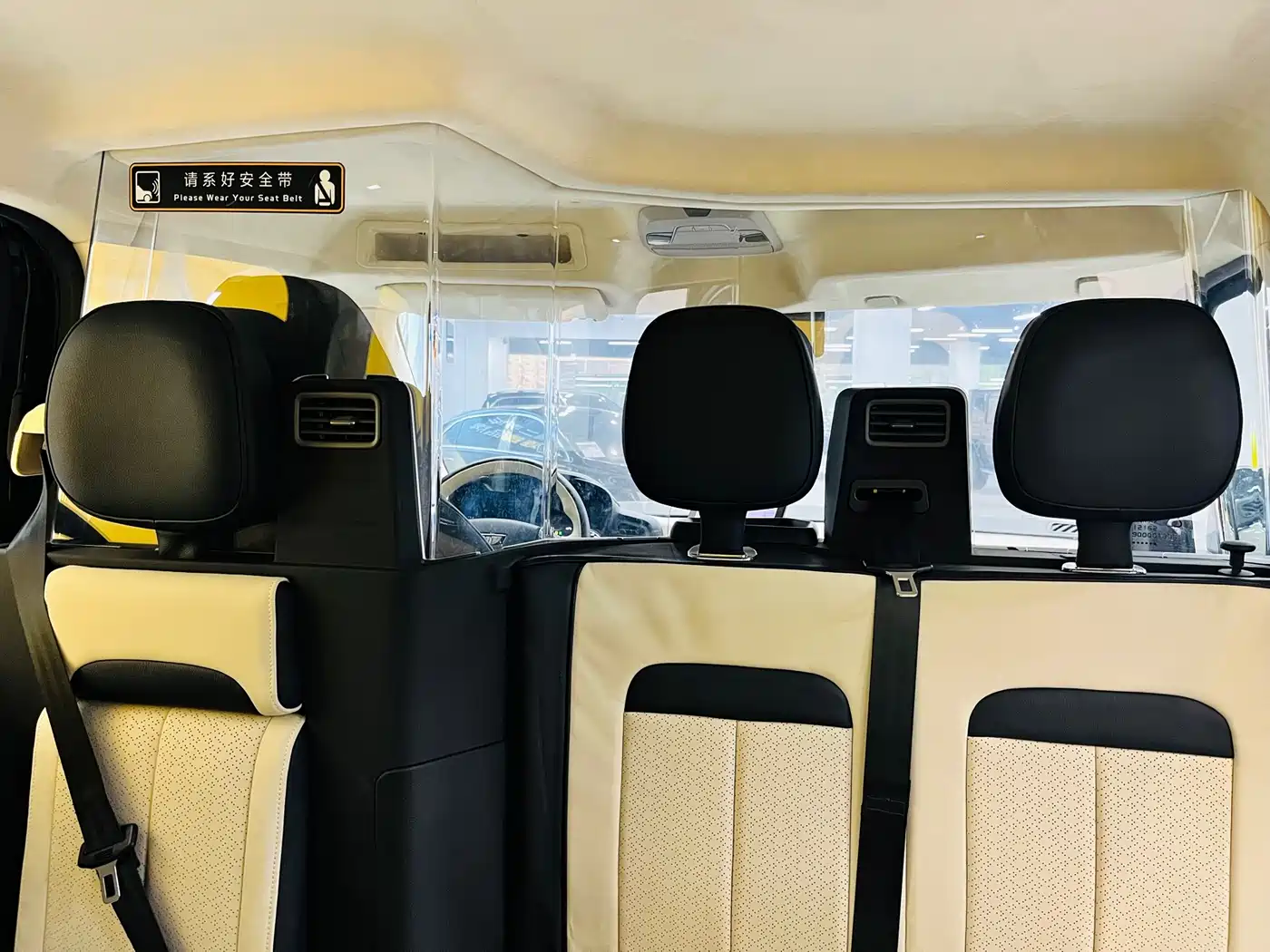 LEVC TX 2022 TX5 Extended Range Freedom Edition фото 13