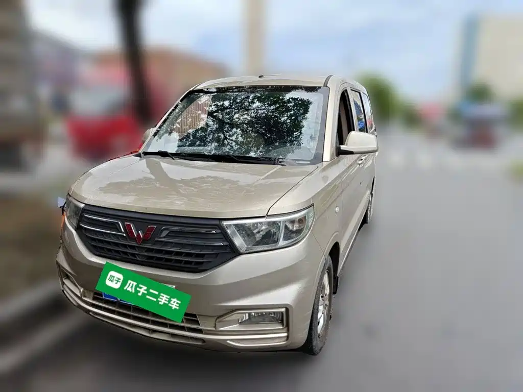 Wuling Motors Wuling Hongguang V 2019 1.5L Power Enjoy Version China VI LAR