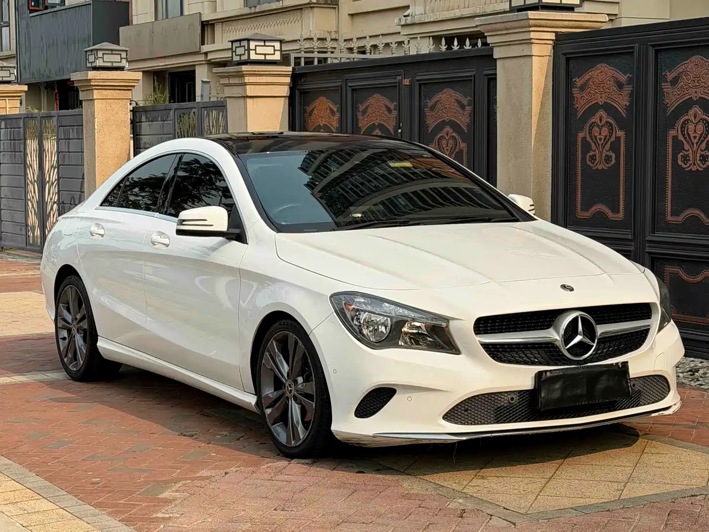 Mercedes-Benz CLA (Import) 2018 CLA 200 Dynamic Edition фото 3