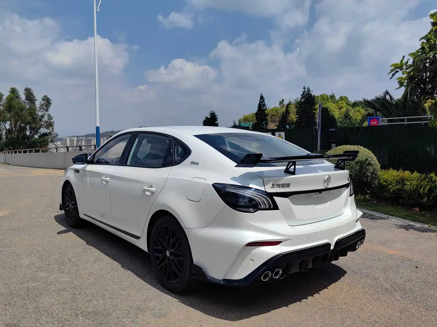 MG MG6 2026 2025 Model Year 1.5T XLINE Shark Hunter Edition
