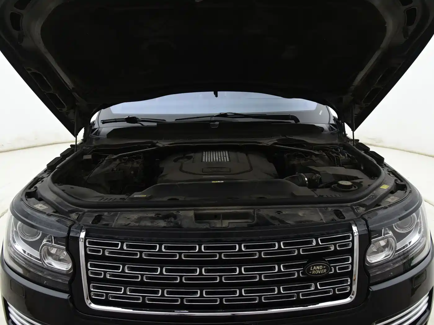 Land Rover Range Rover 2016 3.0 TDV6 Hybrid Vogue SE Autobiography LWB фото 27