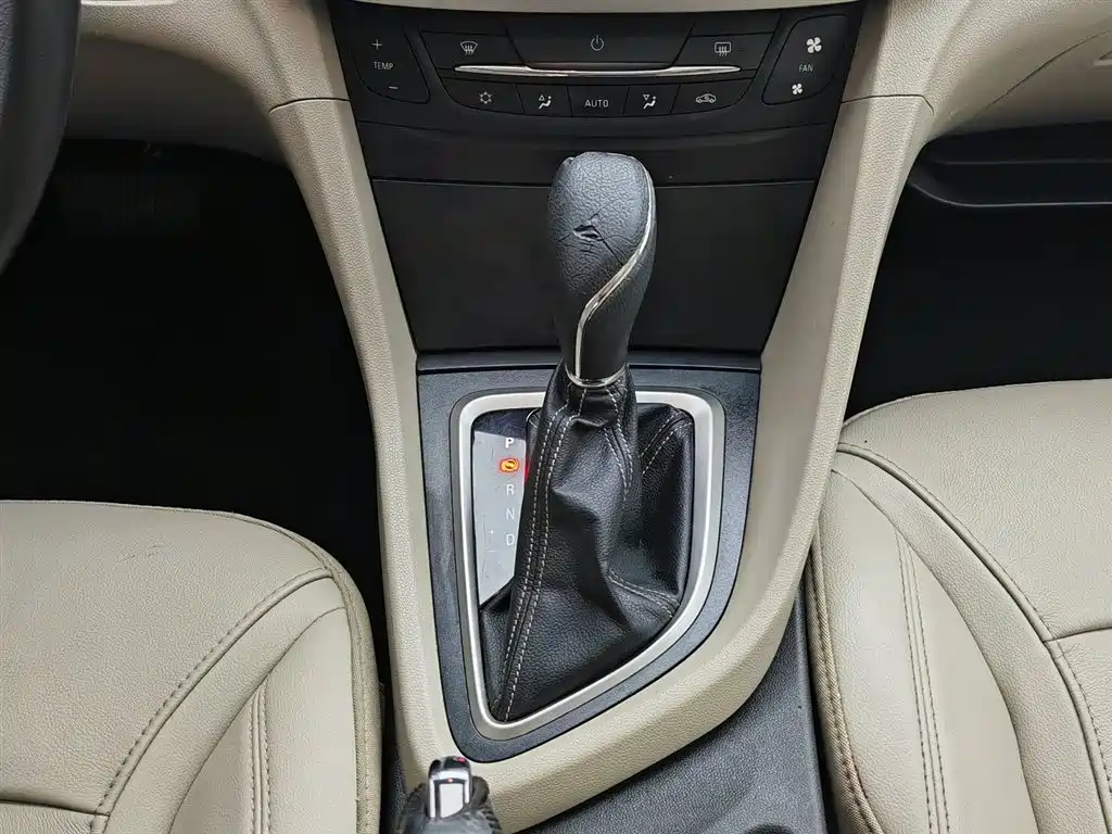 Buick Excelle 2017 15N Automatic Luxury фото 13