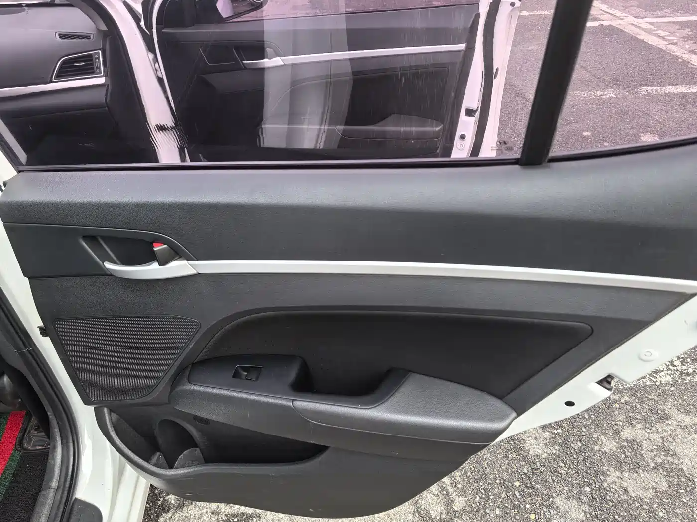 Hyundai Elantra 2016 Model 1.6L Automatic Smart Elite фото 15