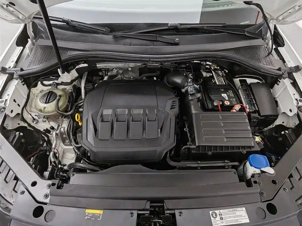 Volkswagen Tiguan L 2023 330TSI Auto 2WD Comfort Edition фото 6
