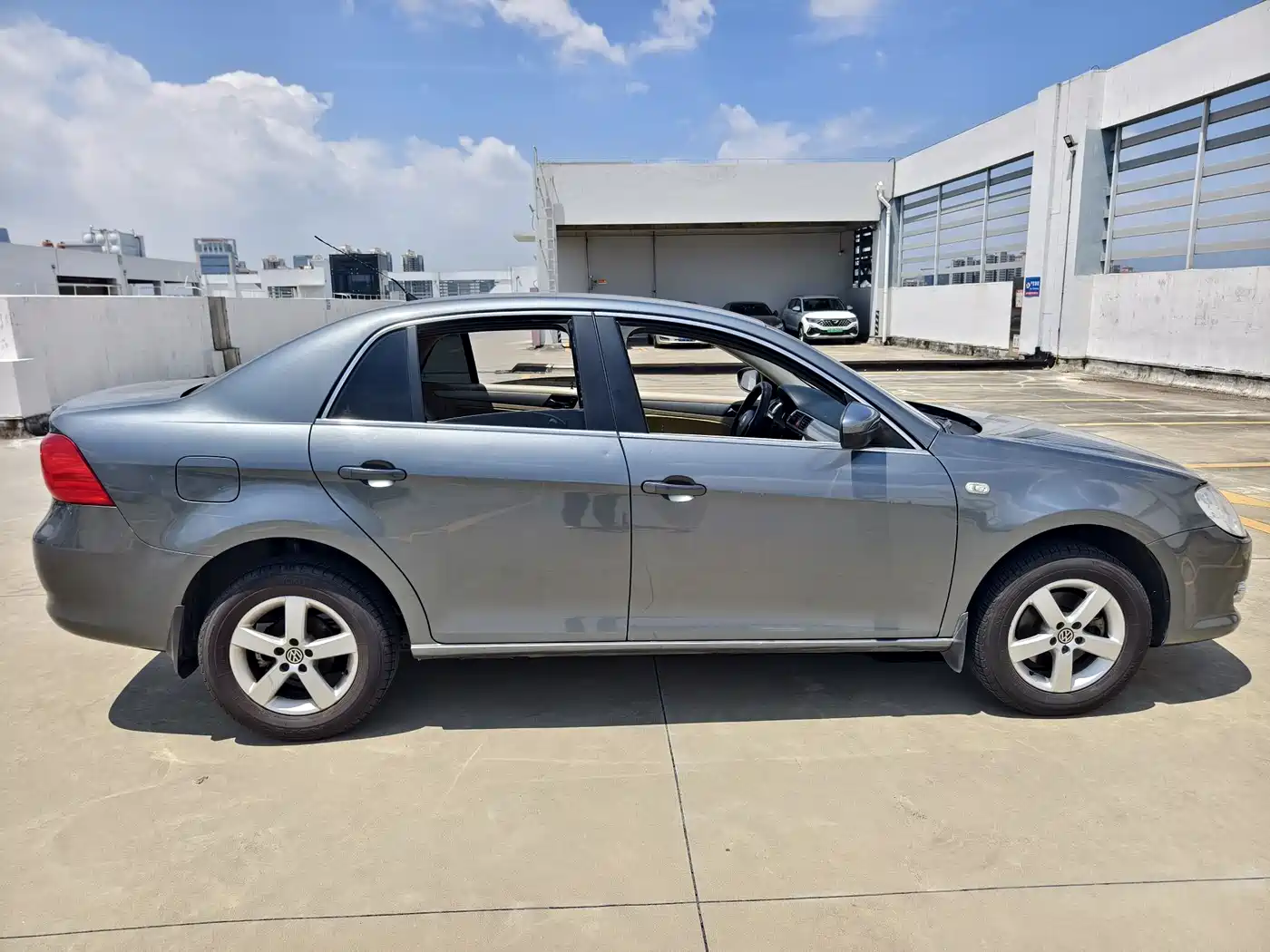Volkswagen Bora 2008 Model 1.6L Automatic Fashion фото 6