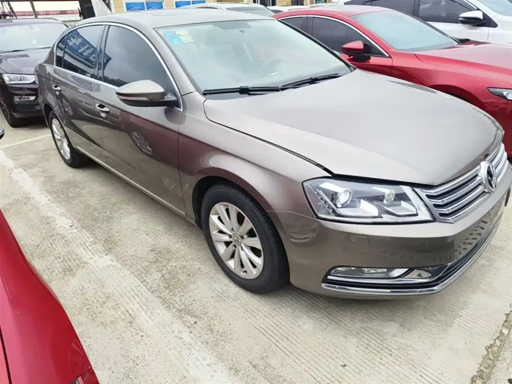 Volkswagen Magotan 2015 Facelift 1.8TSI Luxury фото 4