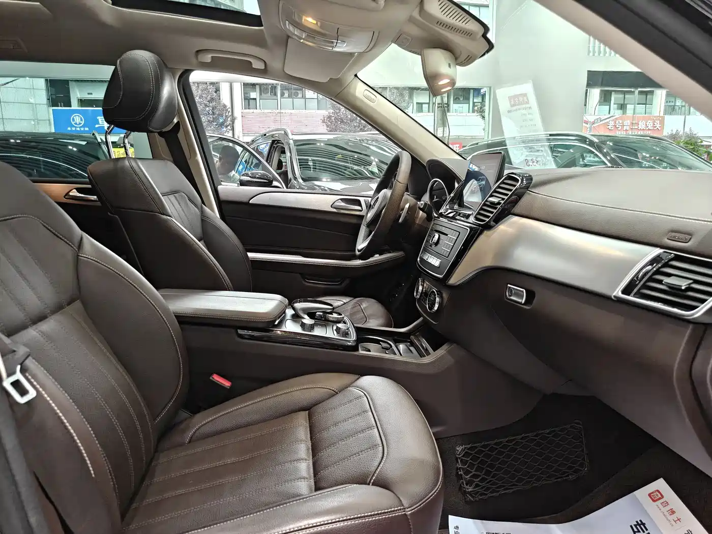 Mercedes-Benz GLS 2016 GLS 400 4MATIC Dynamic фото 16