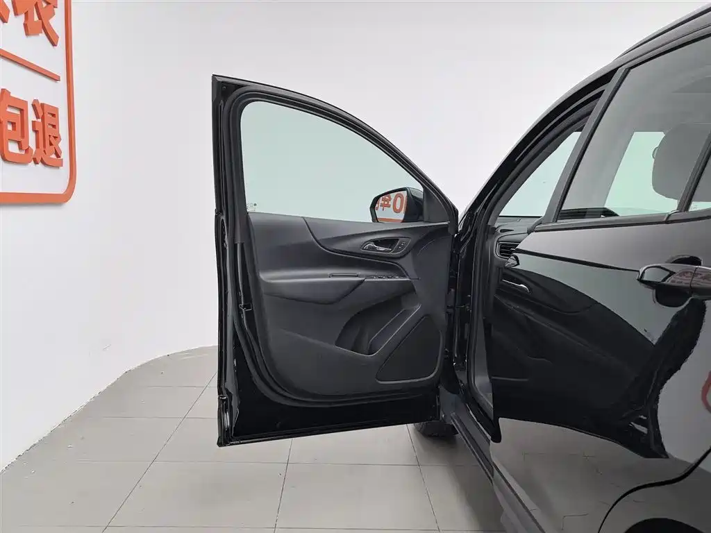 Chevrolet Equinox 2022 535T Galloping Edition фото 8