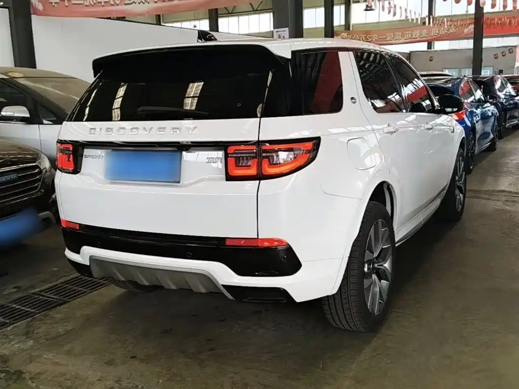 Land Rover Discovery Sport 2025 249PS Performance Tech Edition фото 7