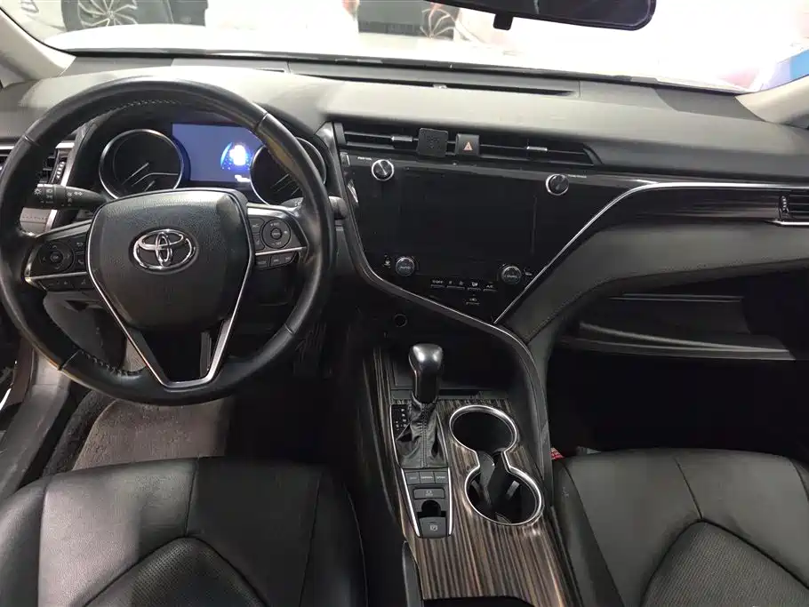 Toyota Camry 2019 Facelift 2.5G Luxury Edition фото 12