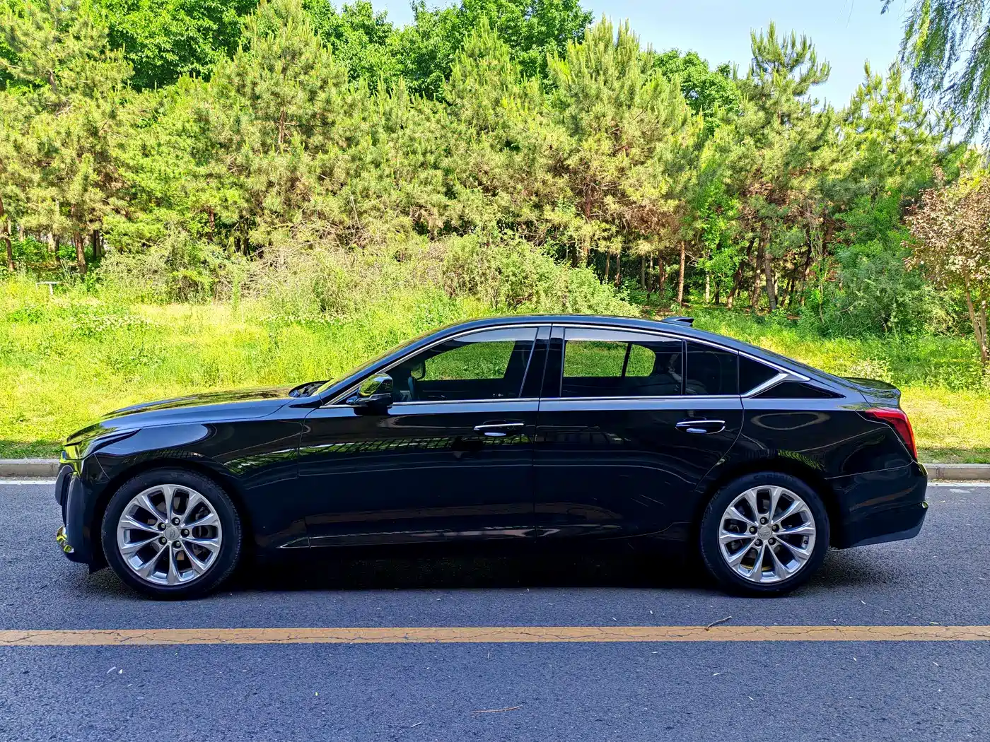 Cadillac CT5 2021 Facelift 28T Luxury Edition фото 3