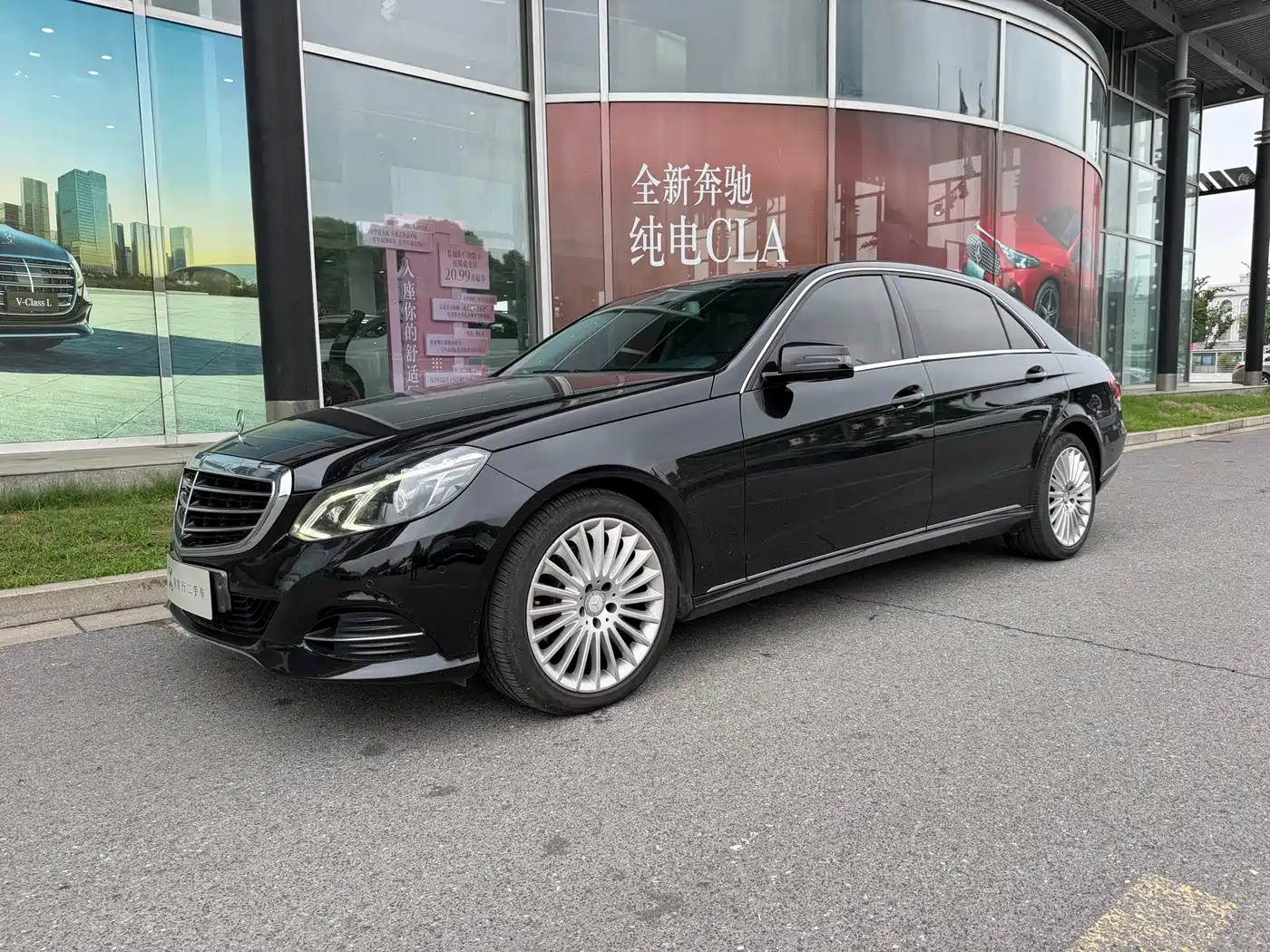 Mercedes-Benz E-Class 2014 Facelift E 260 L Luxury