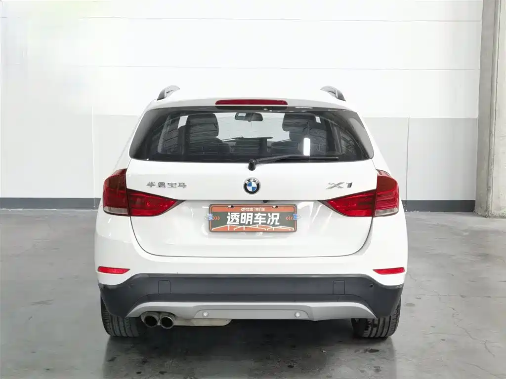 BMW X1 2014 sDrive18i Fashion Edition фото 4