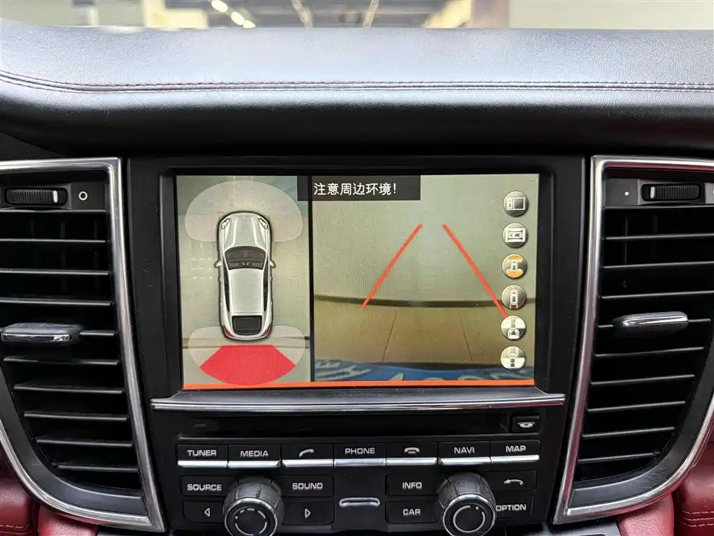 Porsche Panamera 2014 Panamera 3.0T фото 11