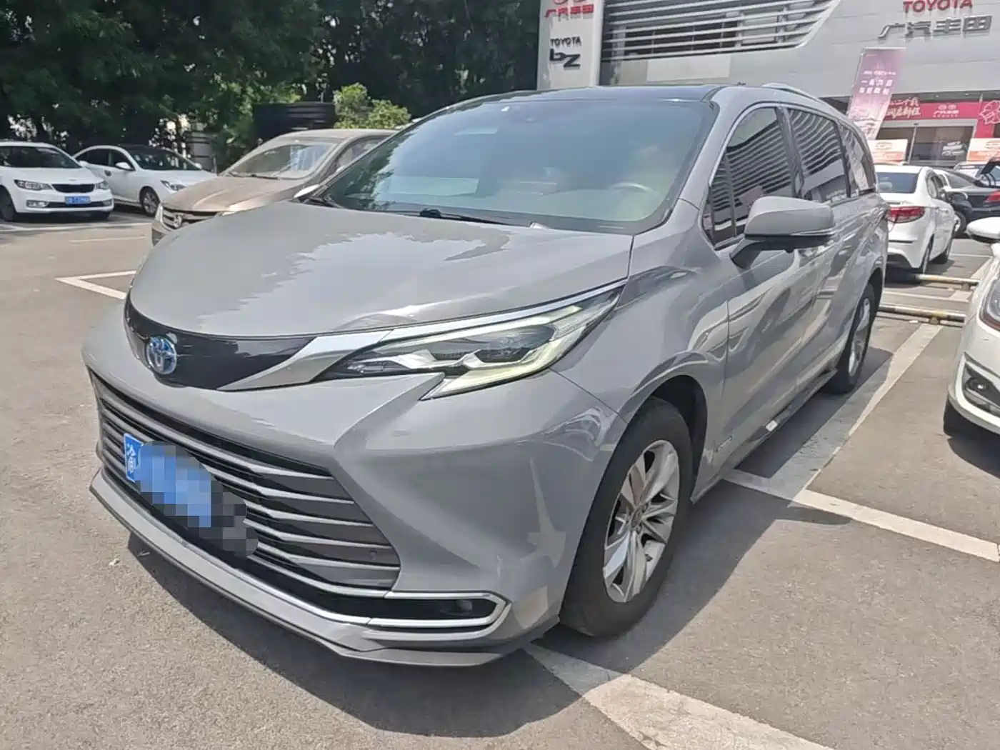 Toyota Sienna 2021 2.5L Hybrid Ultimate Edition