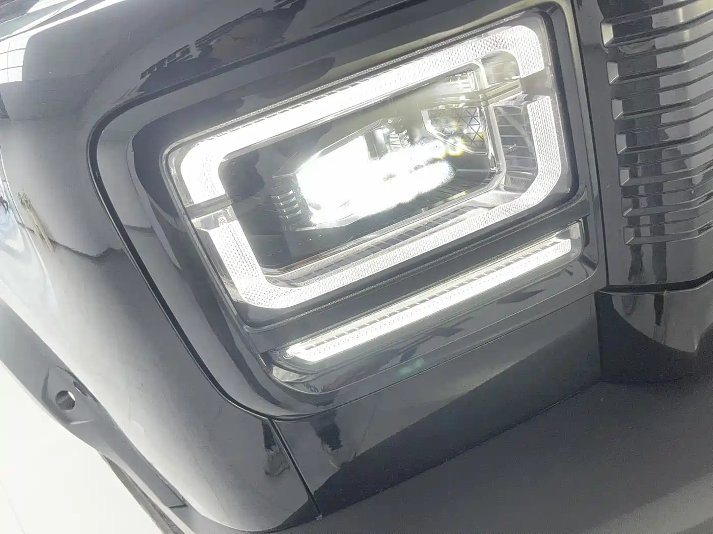Haval Meng Long NEV 2026 Hi4 102 Premium фото 6