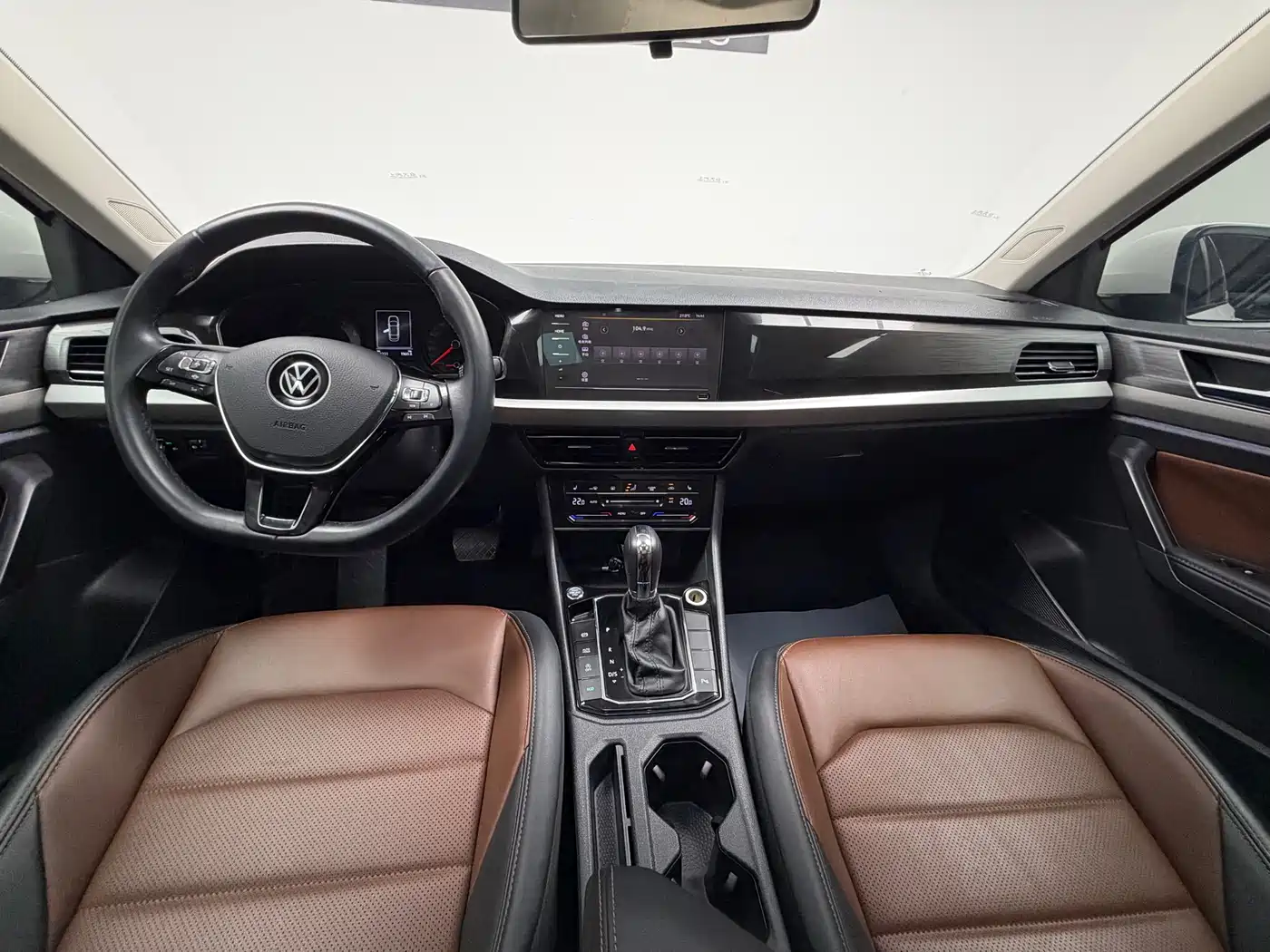 Volkswagen Lavida 2021 280TSI DSG Luxury Edition фото 12