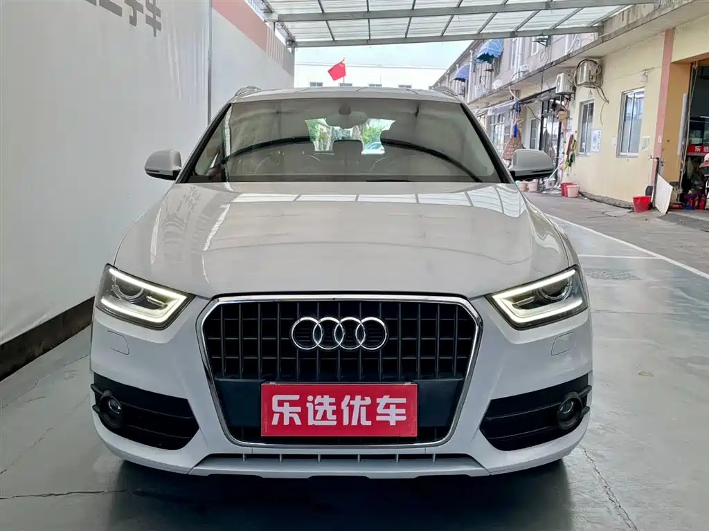 Audi Q3 2015 30 TFSI Comfort фото 2