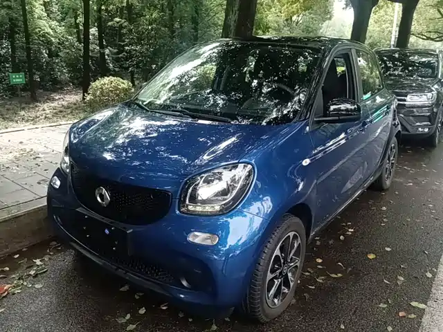  smart smart forfour 2016 1.0L 52kW Passion Edition