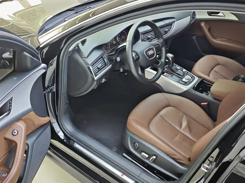 Audi A6L 2018 Model 35 TFSI Collector's Edition фото 17