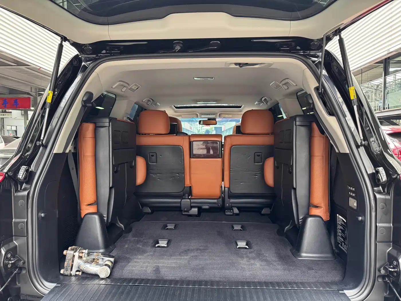 Lexus LX 2013 570 фото 19