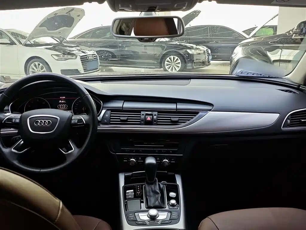 Audi A6L 2018 Model 35 TFSI Collector's Edition фото 14