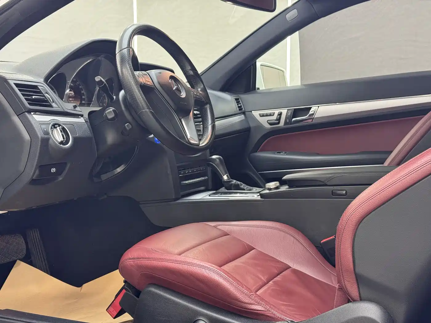 Mercedes-Benz E-Class (Import) 2012 E 260 CGI Coupe фото 10