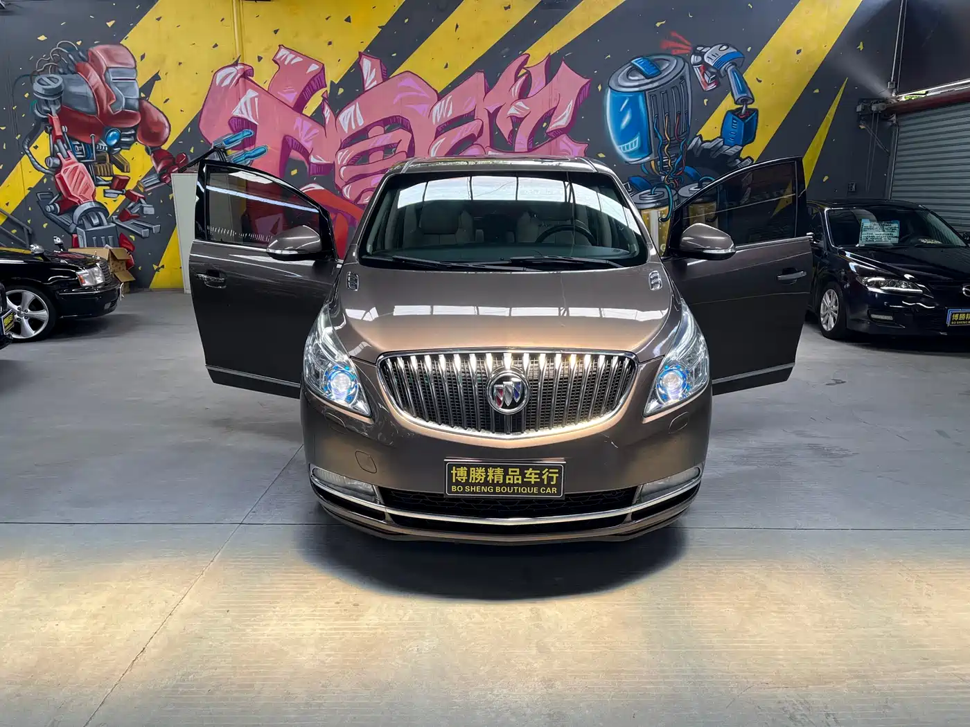 Buick GL8 2014 3.0L GT Luxury Business Elegance фото 2