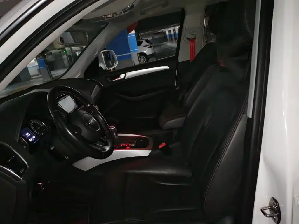 Фото 8 - Audi Q5