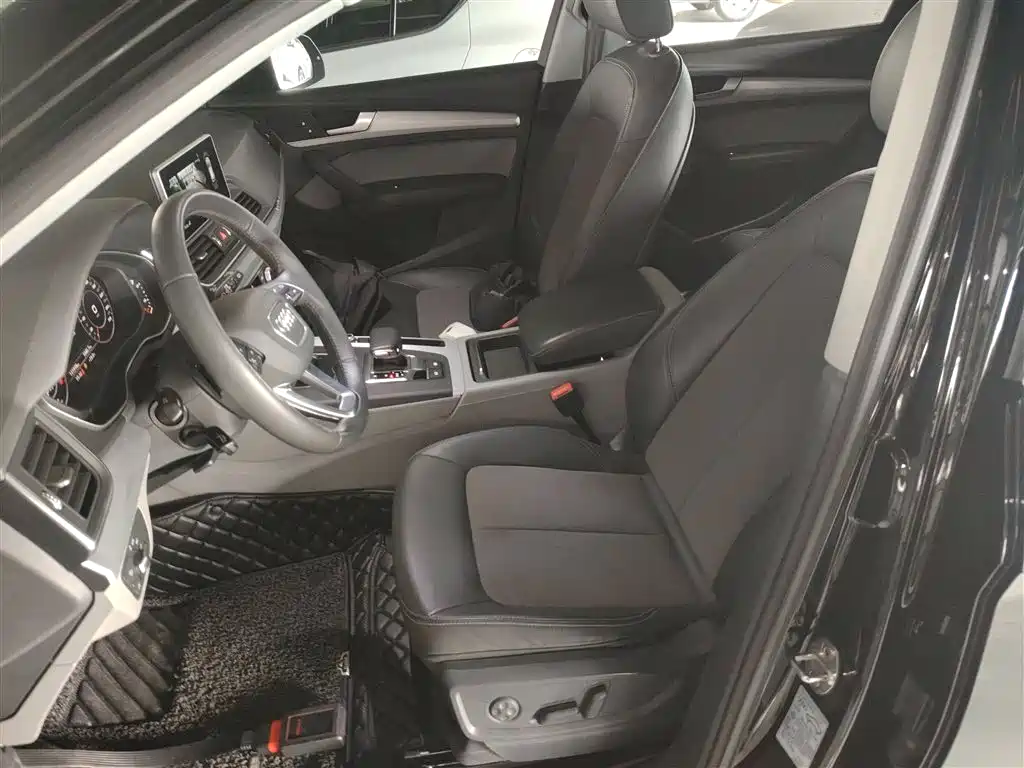 Audi Q5L 2018 40 TFSI Premium Fashion China VI фото 15