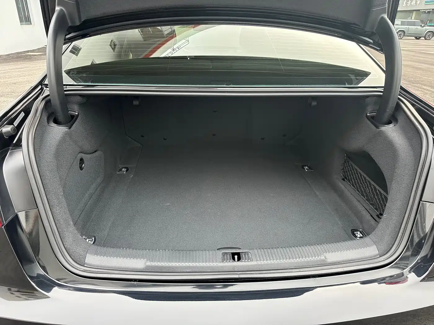 Audi A6L 2018 30th Anniversary 30 FSI Style фото 11