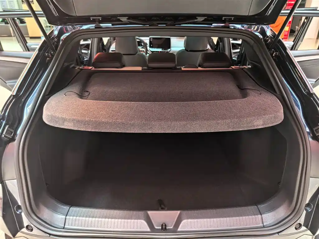 VOLKSWAGEN ID.4 CROZZ