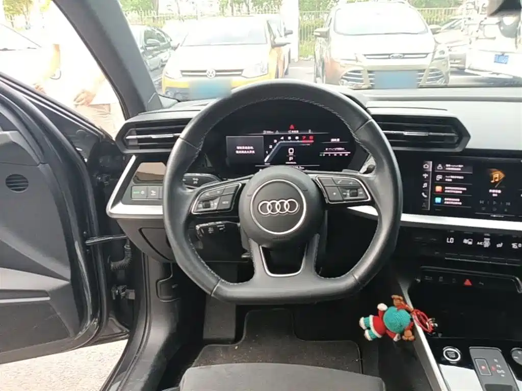 Audi A3 2024 Model Sportback 35 TFSI Luxury Sport фото 11