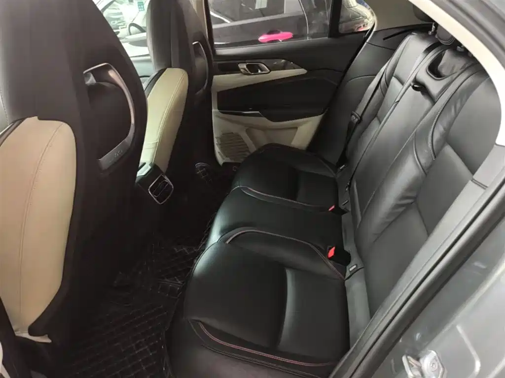Lynk & Co 02 2018 Model 1.5T DCT 2WD Yao Pro Edition China V фото 16