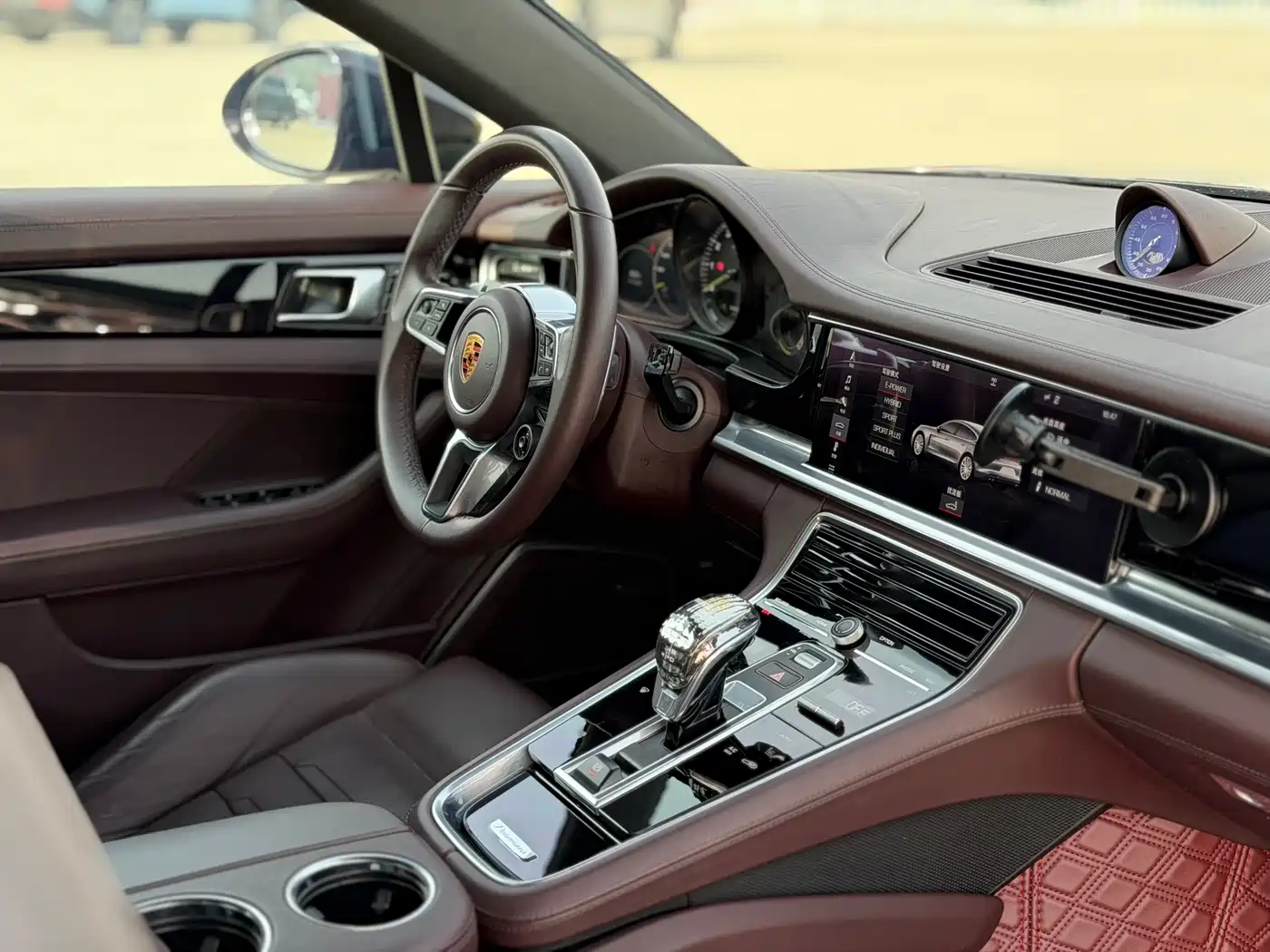 PORSCHE PANAMERA NEW ENERGY