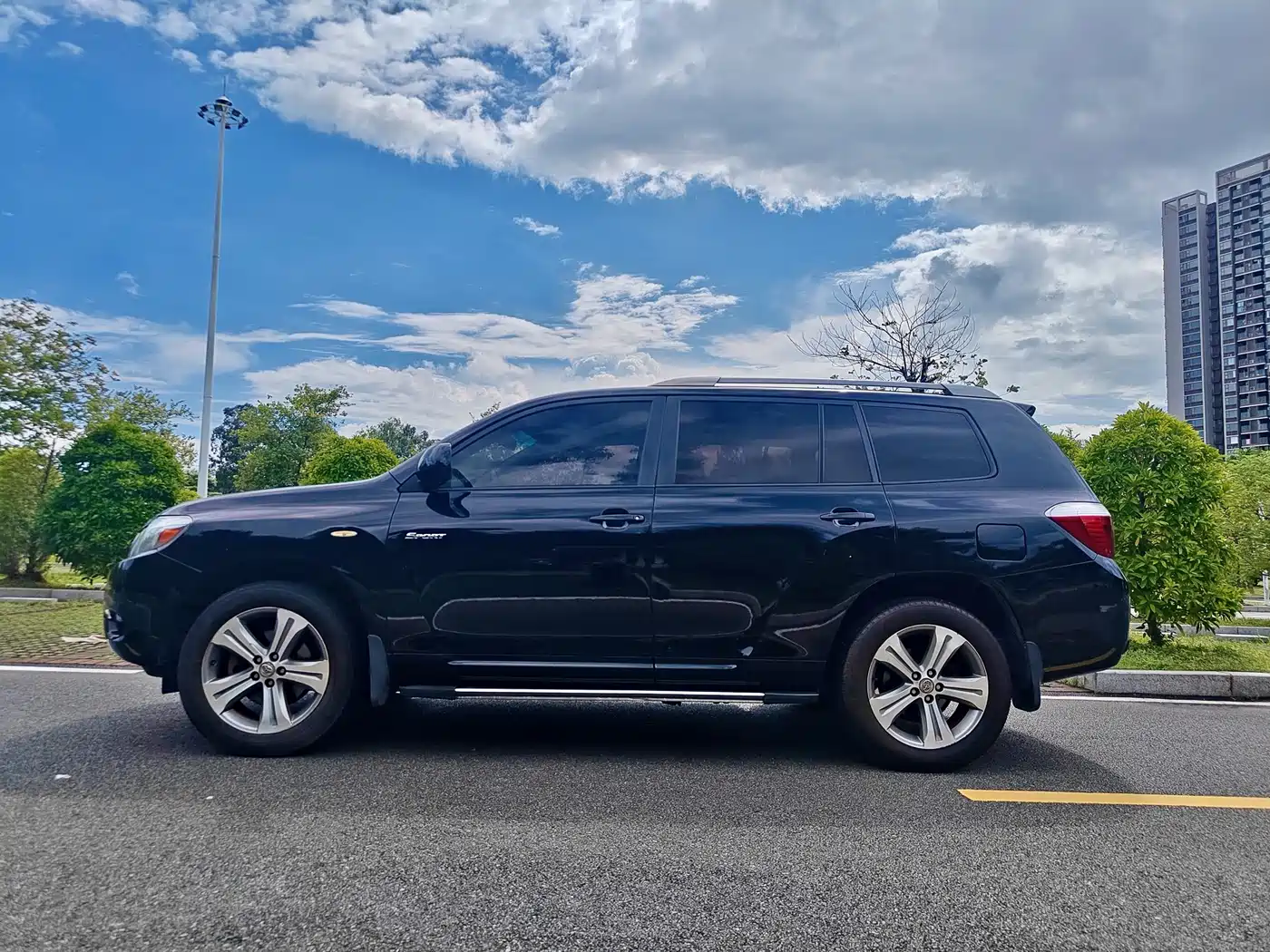 Toyota Highlander 2009 2.7L 2WD 5-seater Sport Edition фото 7