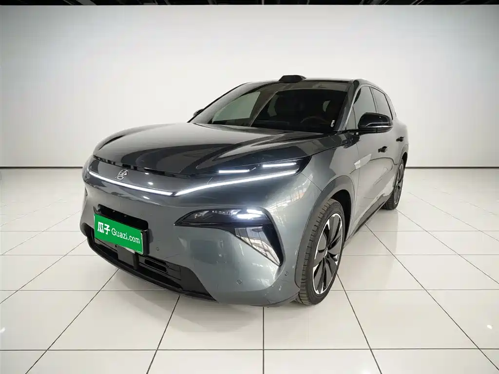 BYD Tang L 2025 DM 175KM Drone Player Edition