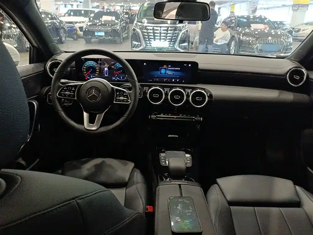 MERCEDES-BENZ CLASS A