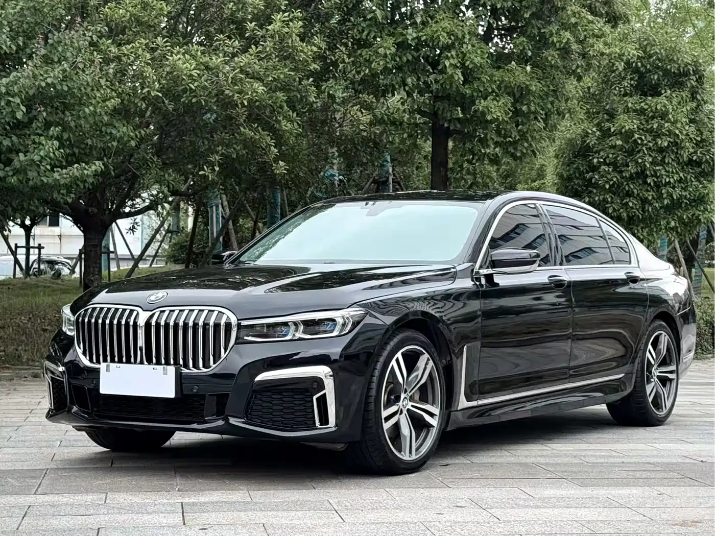 BMW 7 Series 2016 740Li Luxury