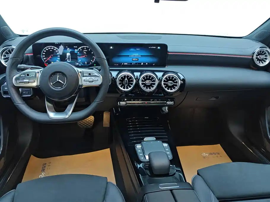 Mercedes-Benz A-Class 2022 Facelift III A 200 L Sport Sedan Fashion фото 12