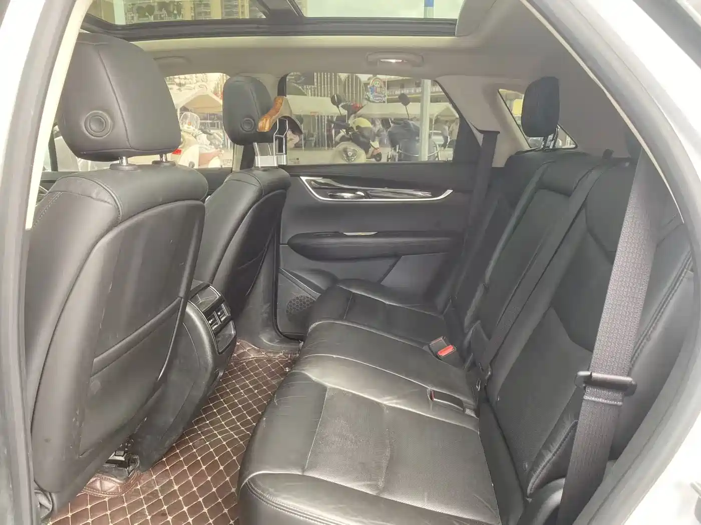 Cadillac XT5 2017 Anniversary Edition 28T 4WD Luxury фото 15