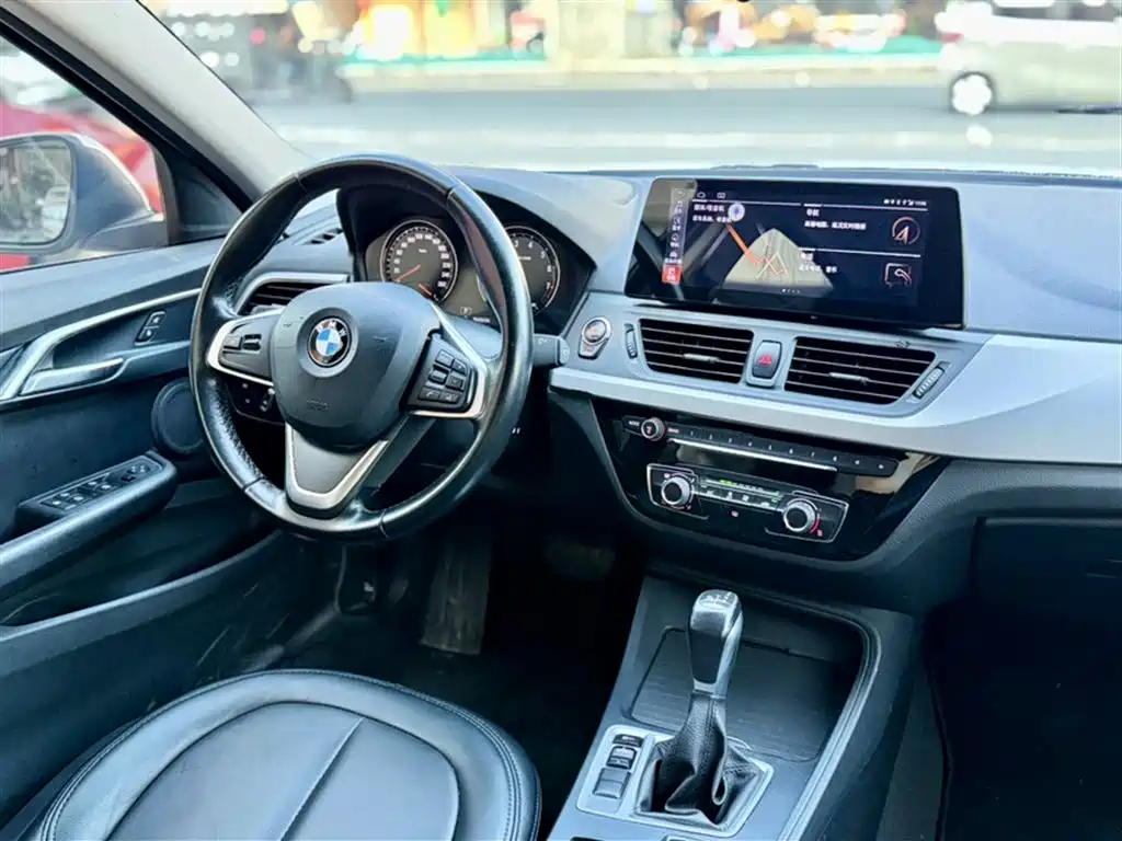 BMW 1 Series 2017 118i Fashion фото 16