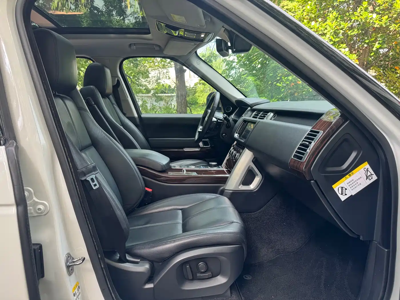 Land Rover Range Rover 2015 3.0 TDV6 Vogue фото 14