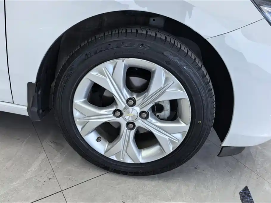 Chevrolet Cavalier 2020 325T Automatic Joy Edition фото 6